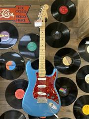 FENDER STRATOCASTER (MEXICO)